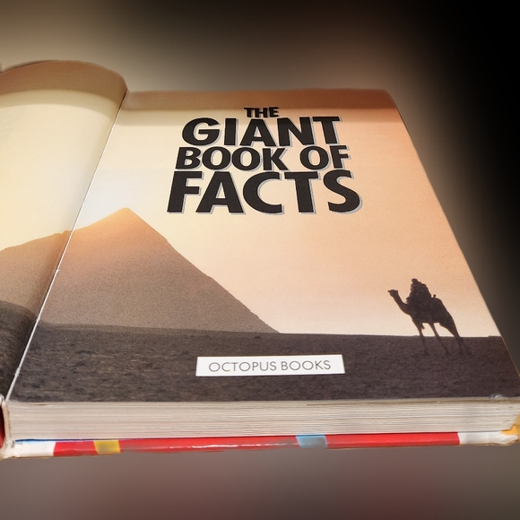 #H  The Giant Book of Facts - Picture 10 of 10